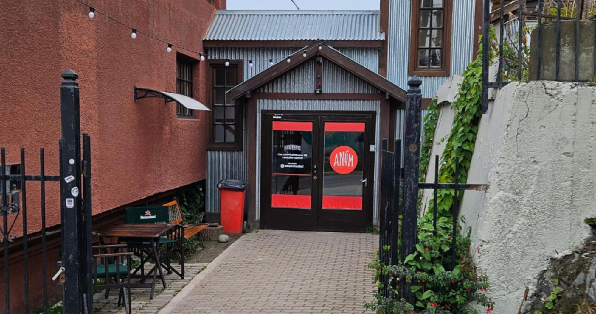 Anum Hostel Ushuaia Zewnętrze zdjęcie